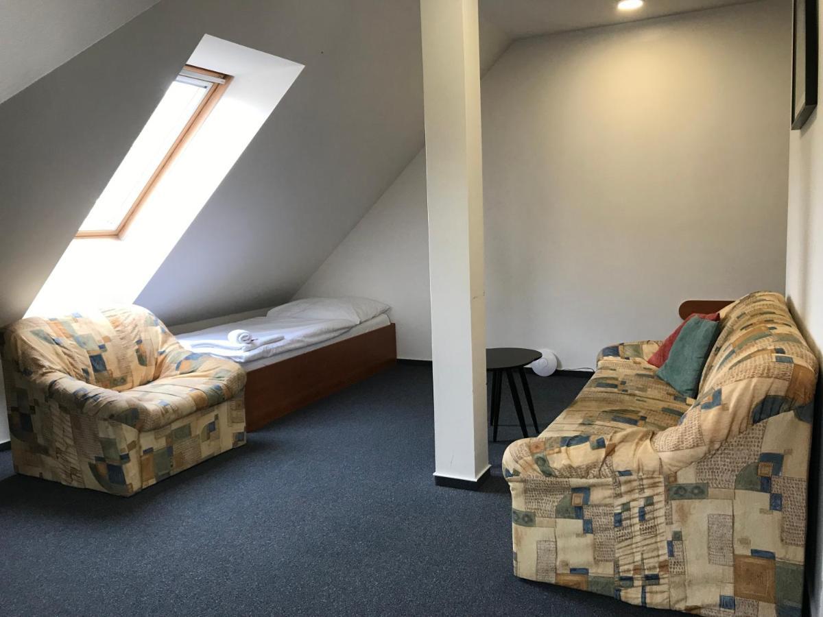Rozmaryn Rooms & Apartments Rakovník 외부 사진