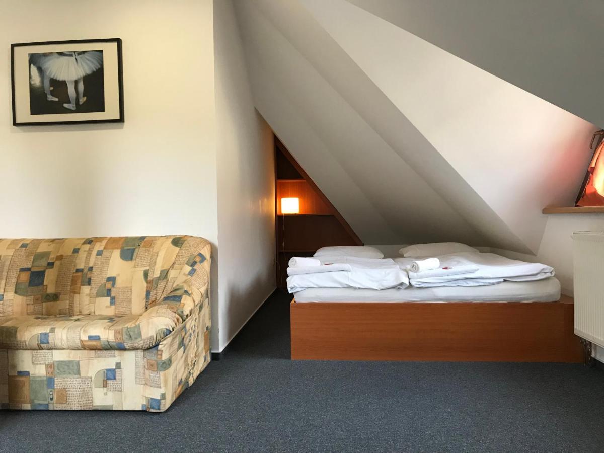 Rozmaryn Rooms & Apartments Rakovník 외부 사진