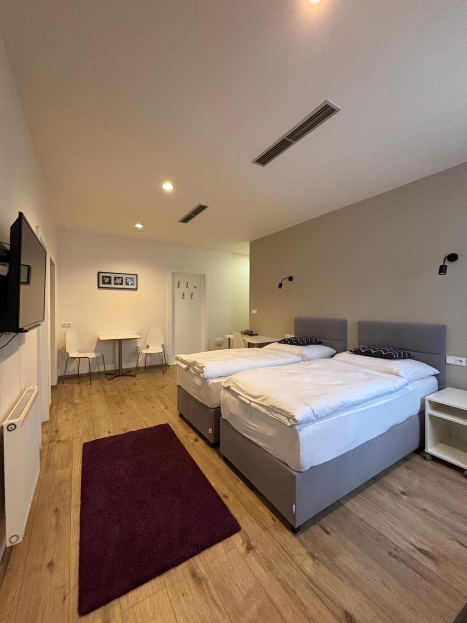 Rozmaryn Rooms & Apartments Rakovník 외부 사진