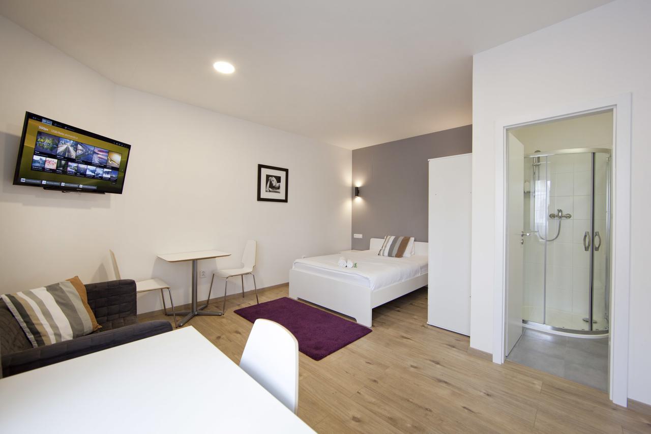 Rozmaryn Rooms & Apartments Rakovník 외부 사진